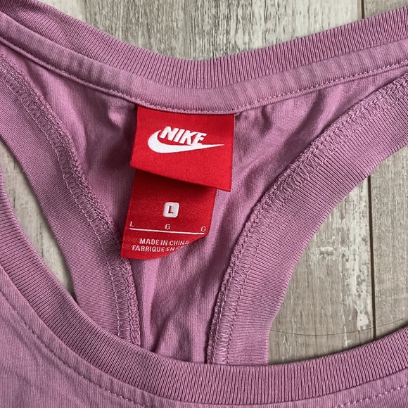 Nike athletic tank top - Picture 2 of 2